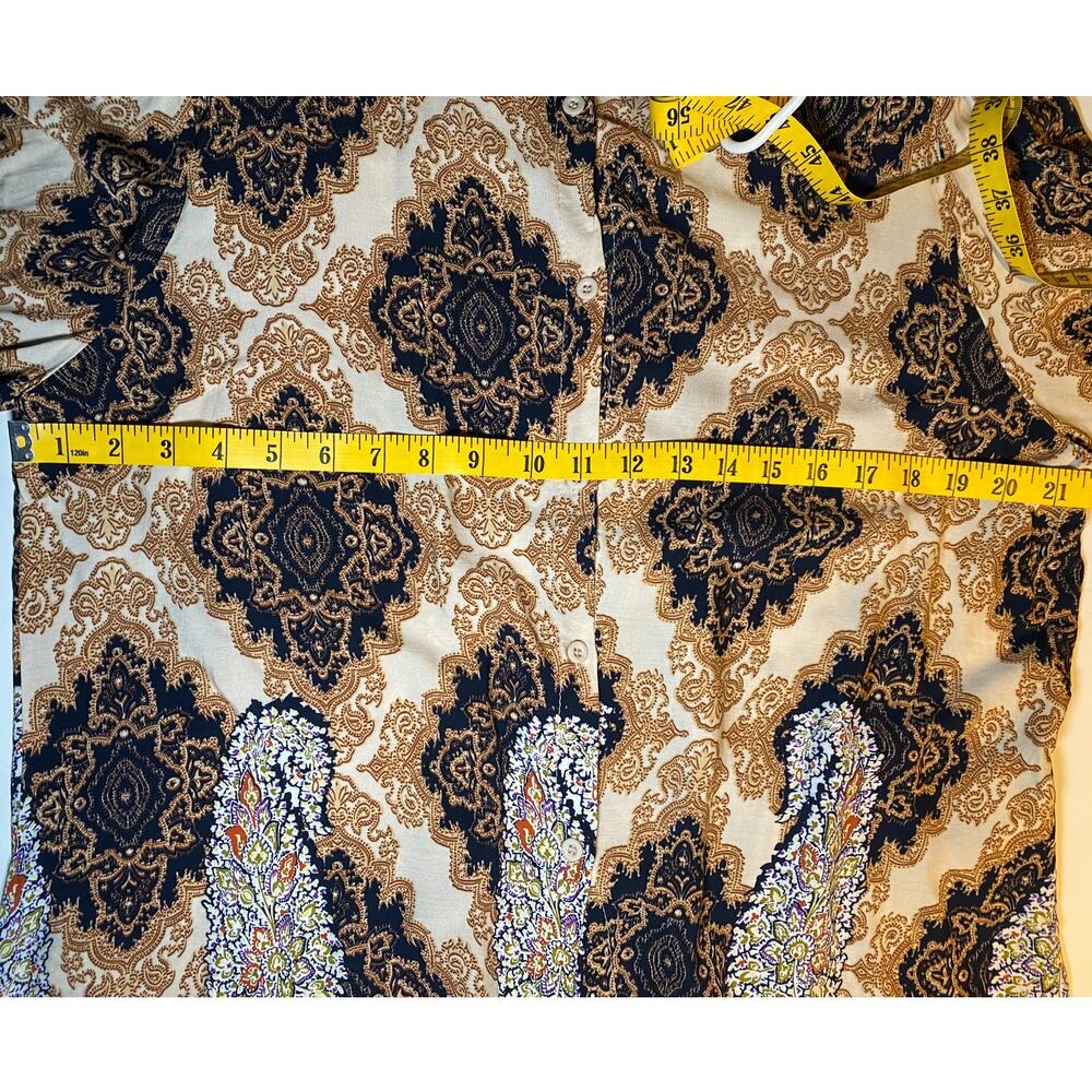 Fenix Trading - Intricate Patterned Collared Button-Up - XXL - Picture 8 of 11